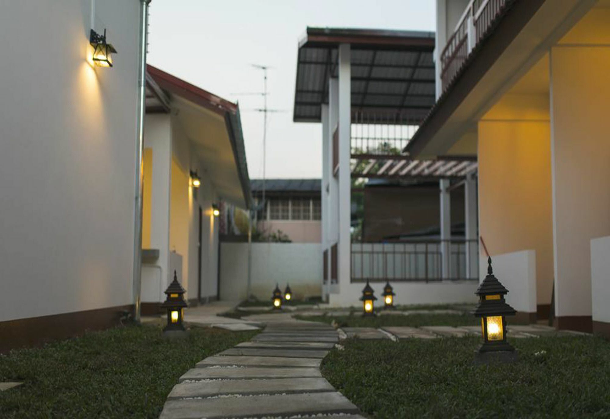 We Chiang Mai Guesthouse 2 Exterior foto